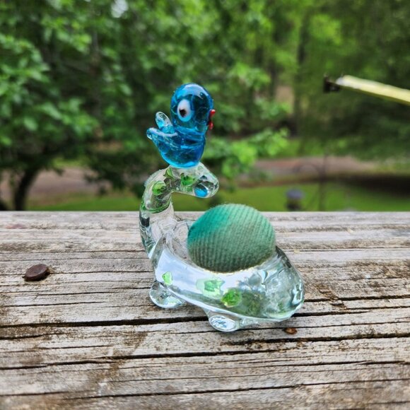 Vintage Art Glass Bird Felt Nest Pin Cushion With Blue Bird on Nest Green Accent - Picture 4 of 9